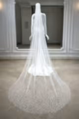 Alisha Kadife Dokulu Puantiyeli Uzun Tül Duvak - Mediha Cambaz Bridal