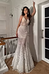 Aliza V Yaka Dekolteli Dantel Balık Gelinlik - Mediha Cambaz Bridal