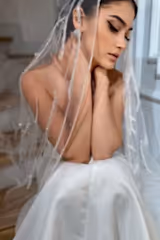 Amber Çizgisel Dantel İşlemeli Özel Tasarım Uzun Duvak - Mediha Cambaz Bridal