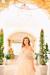 Anna Güneş Motifli Minimal A Kesim Gelinlik - Mediha Cambaz Bridal