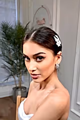 Ash Yaprak Motifli Zirkon Taşlı Gelin Saç Tokası - Mediha Cambaz Bridal