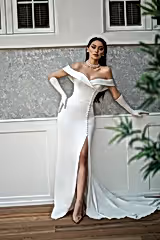 Balanche Kayık Yaka Yırtmaçlı Düz Kesim Gelinlik - Mediha Cambaz Bridal
