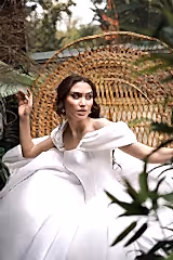 Bernice Saten Korsajlı Düşük Omuzlu A Kesim Gelinlik - Mediha Cambaz Bridal
