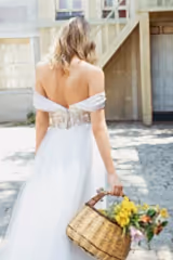 Bia Drapeli Kayık Yaka Düz Kesim Gelinlik - Mediha Cambaz Bridal