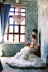 Bloom Fırfır Detaylı Kuyruklu A Kesim Gelinlik - Mediha Cambaz Bridal