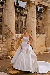 Cleopatra Asimetrik Yaka Entegre Etekli Balık Gelinlik