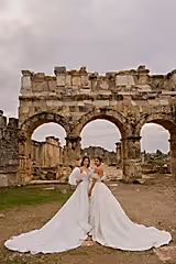 Aphrodite Madonna Yaka Otrişli Prenses Gelinlik