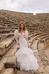 Hadrian Kalp Yaka Fransız Dantelli Balık Gelinlik