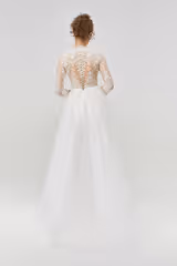Chiara Dantel Yırtmaçlı Düz Kesim Gelinlik - Mediha Cambaz Bridal