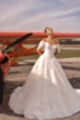 Daphne 24 Havuz Yaka Prenses Model Gelinlik - Mediha Cambaz Bridal