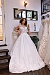 Davi Üç Boyut Dantelli V Yaka Prenses Model Gelinlik - Mediha Cambaz Bridal
