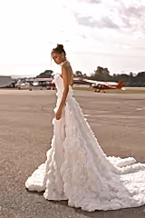 Dessa Gül Aplikeli İki Parça Düz Kesim Gelinlik - Mediha Cambaz Bridal