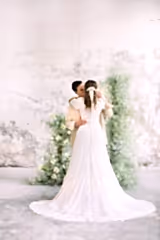 Elyse Lazer Dantel Gigot Kol A Kesim Gelinlik - Mediha Cambaz Bridal