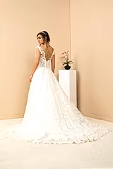 Finest Dantel Askılı Vintage A Kesim Gelinlik - Mediha Cambaz Bridal