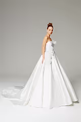 Fiona Çiçek Aplikleli Straplez Prenses Gelinlik - Mediha Cambaz Bridal