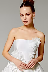 Fiona Çiçek Aplikleli Straplez Prenses Gelinlik - Mediha Cambaz Bridal