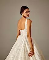 Fla Işıltılı Kare Yaka Prenses Model Gelinlik - Mediha Cambaz Bridal