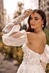 Florin Balon Kollu Üç Boyut Dantelli A Kesim Gelinlik - Mediha Cambaz Bridal