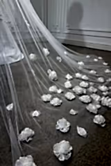 Florya - Üç Boyutlu Çiçekli İpek Tül Büzgülü ve Taraklı Duvak - Mediha Cambaz Bridal