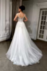 Gattie V Yaka Dantel Drapeli A Kesim Gelinlik - Mediha Cambaz Bridal