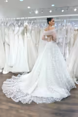 Harper Çiçek Dantelli Prenses Model Gelinlik - Mediha Cambaz Bridal