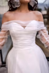 Hila Kalp Yaka İpek Tül Korsajlı A Kesim Gelinlik - Mediha Cambaz Bridal