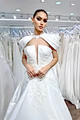 Jilian Omuz Detaylı Saten A Kesim Gelinlik - Mediha Cambaz Bridal