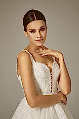 Karla Taş İşlemeli Prenses Model Gelinlik - Mediha Cambaz Bridal