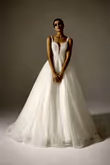 Karla Taş İşlemeli Prenses Model Gelinlik - Mediha Cambaz Bridal