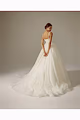 Karla Taş İşlemeli Prenses Model Gelinlik - Mediha Cambaz Bridal