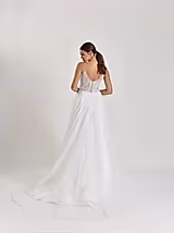 Landscape Üç Boyutlu Dantel A Kesim Gelinlik - Mediha Cambaz Bridal