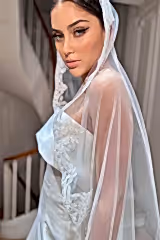 Laura Kırık Beyaz Kenar Ucu Dantelli Kısa Rahibe Duvak - Mediha Cambaz Bridal