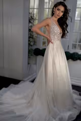 Lena Simli Dantel V Yaka A Kesim Gelinlik - Mediha Cambaz Bridal