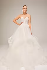 Lina Üç Boyutlu Dantel Straplez A Kesim Gelinlik - Mediha Cambaz Bridal
