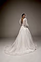 Lorient Fularlı Yırtmaçlı A Kesim Gelinlik - Mediha Cambaz Bridal