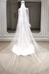 Lucy Kırık Beyaz Büzgülü Saydam Uzun İpek Tül Duvak - Mediha Cambaz Bridal