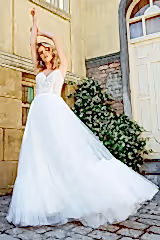 Lugo İpek Tül Dantel Düz Kesim Gelinlik - Mediha Cambaz Bridal
