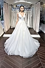 May Fileli Dantel V Yaka A Kesim Gelinlik - Mediha Cambaz Bridal