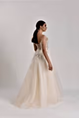 Night Star Üç Boyutlu Dantel A Kesim Gelinlik - Mediha Cambaz Bridal