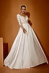 Phobe Saten Dantel V Yaka A Kesim Gelinlik - Mediha Cambaz Bridal