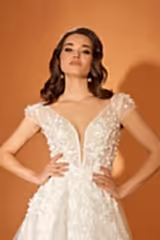 Rebecca V Yaka Üç Boyut Dantel A Kesim Gelinlik - Mediha Cambaz Bridal