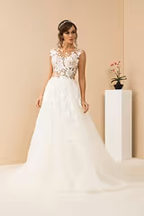 Rose Dantel İllüzyon Yaka A Kesim Gelinlik - Mediha Cambaz Bridal