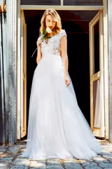 Rosen Dantel İpek Tül Drapeli A Kesim Gelinlik - Mediha Cambaz Bridal