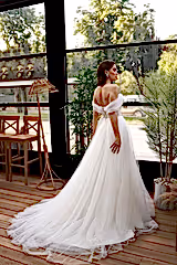 Sinetra Düşük Kollu Tül Drapeli A Kesim Gelinlik - Mediha Cambaz Bridal