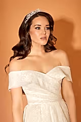 Skyler Simli Kumaş Kayık Yaka A Kesim Gelinlik - Mediha Cambaz Bridal