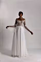 Taurus Puantiyeli Tül Düz Kesim Gelinlik - Mediha Cambaz Bridal