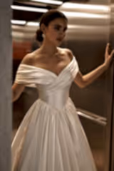 Tirinity Madonna Yaka A Kesim Saten Gelinlik - Mediha Cambaz Bridal
