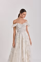 Universe Dantel Düşük Kollu A Kesim Gelinlik - Mediha Cambaz Bridal