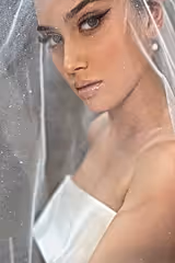Zeo Kırık Beyaz Işıltılı Uzun Tül Duvak - Mediha Cambaz Bridal